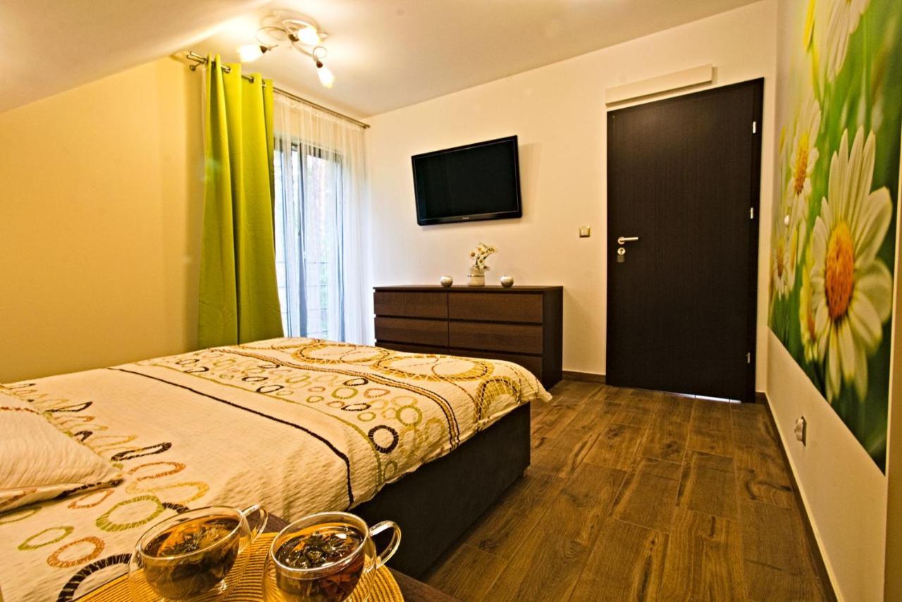 Daisy - Sunny Flowers Apartments Łukęcin Bagian luar foto