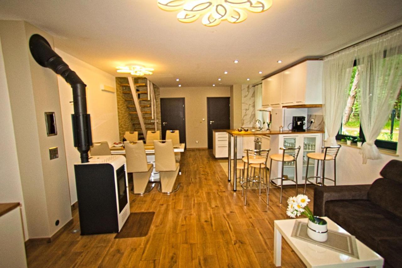 Daisy - Sunny Flowers Apartments Łukęcin Bagian luar foto