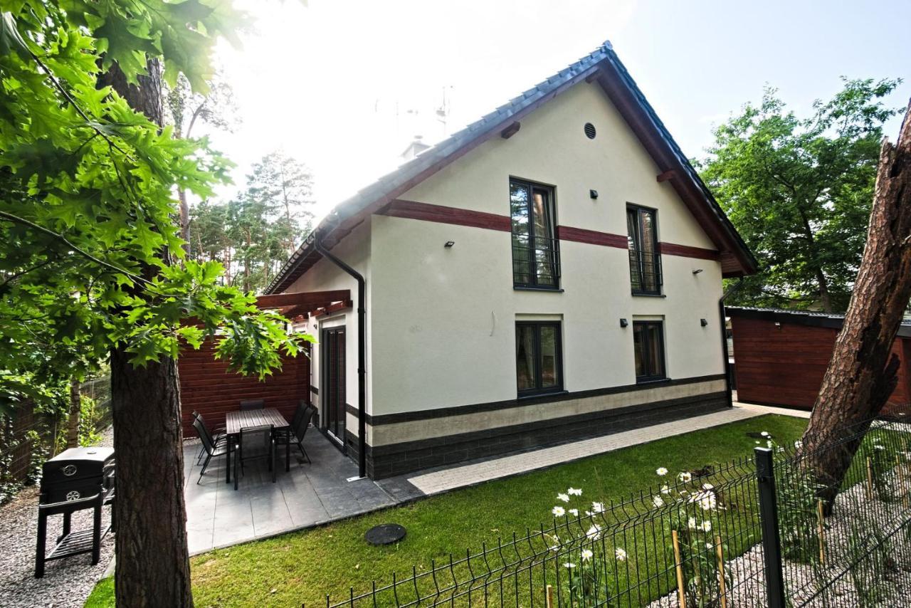 Daisy - Sunny Flowers Apartments Łukęcin Bagian luar foto